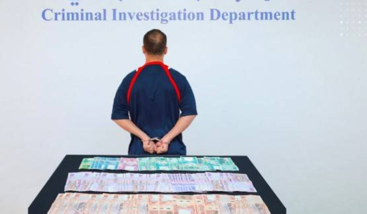 Man arrested for stealing money